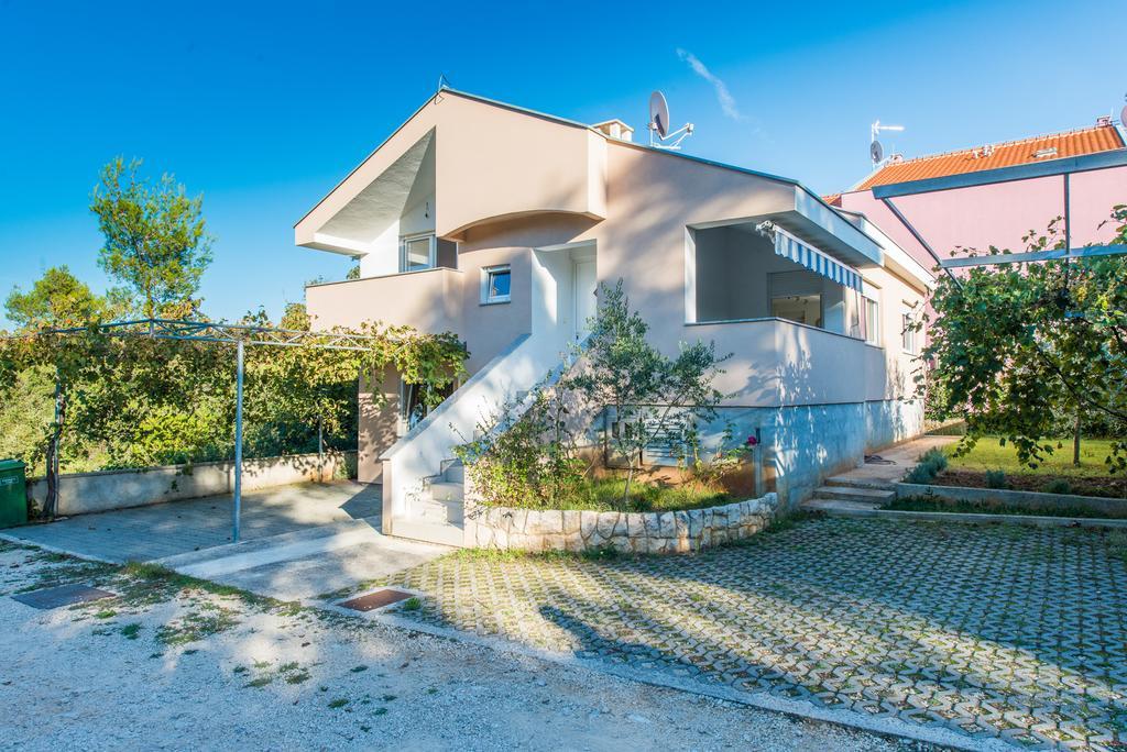 Apartment Stipic Petrčane Exterior foto